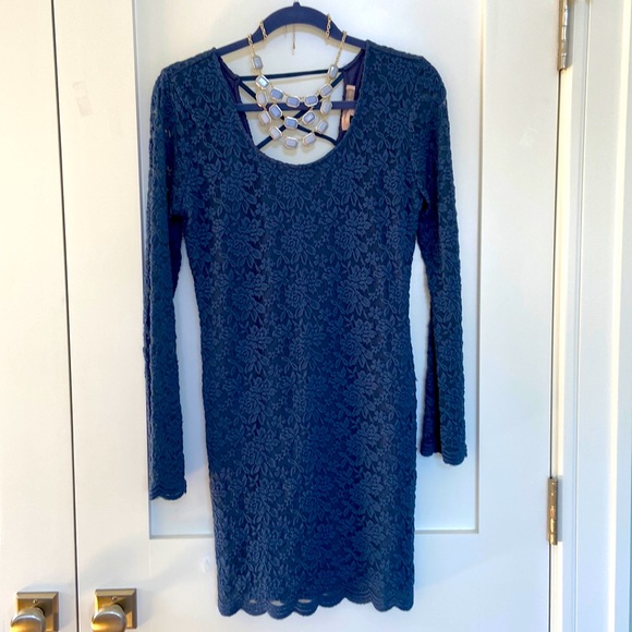 Forever 21 Dresses & Skirts - Long Sleeve Lacey Dress